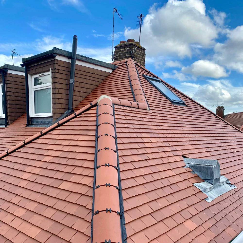 Roofers & builders in New Malden and Surrey.